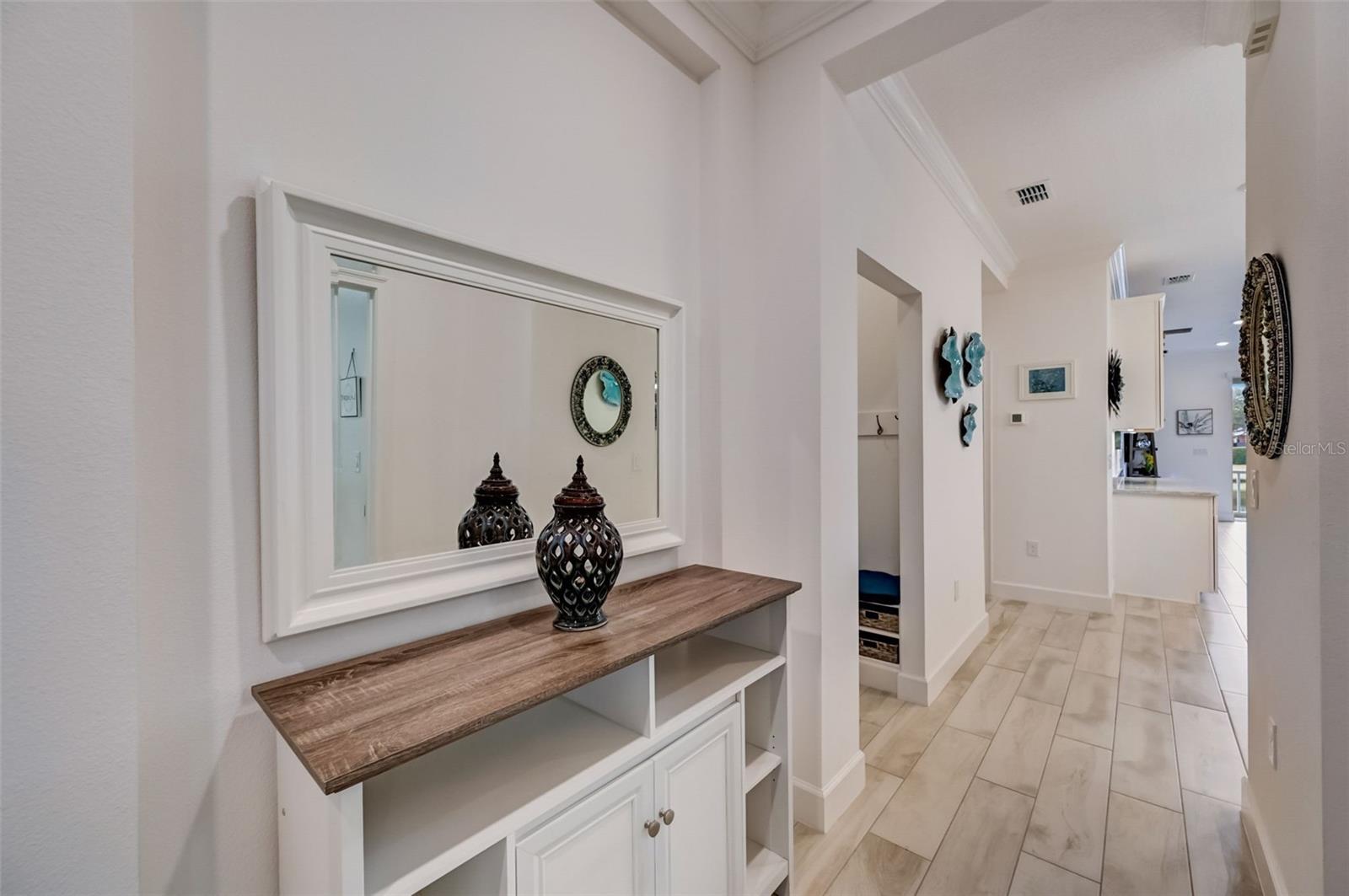 Listing photo id 14 for 5413 Wishing Arch Drive