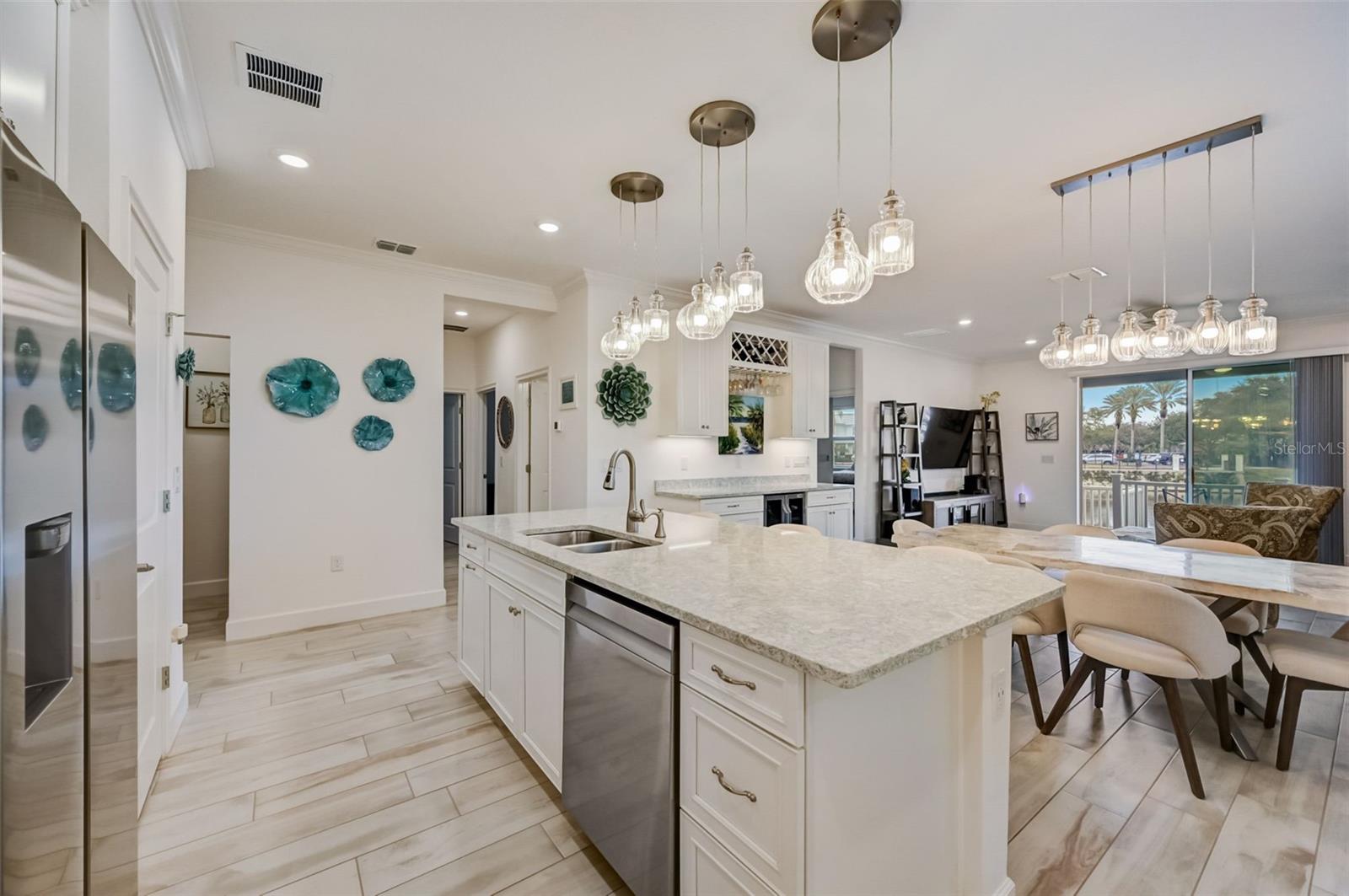 Listing photo id 18 for 5413 Wishing Arch Drive