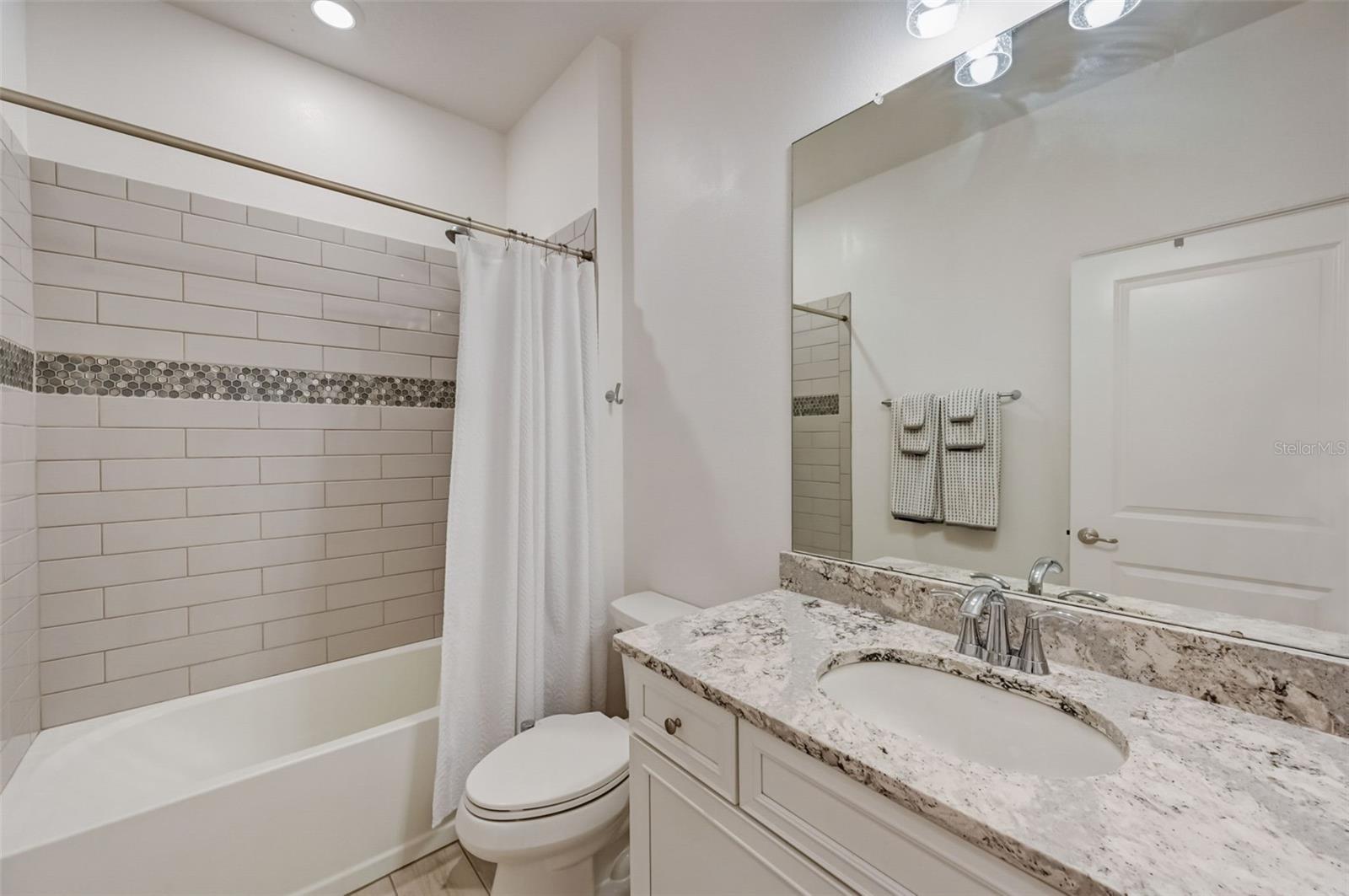 Listing photo id 37 for 5413 Wishing Arch Drive