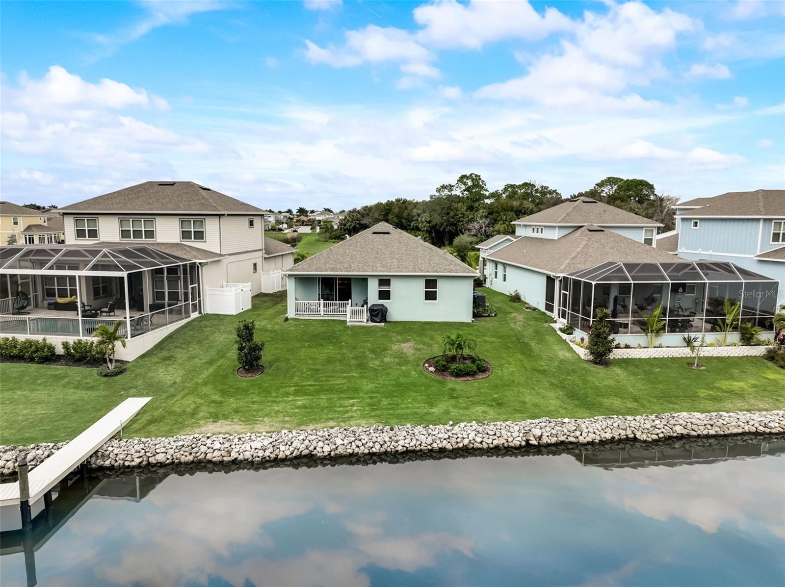 Listing photo id 2 for 5413 Wishing Arch Drive