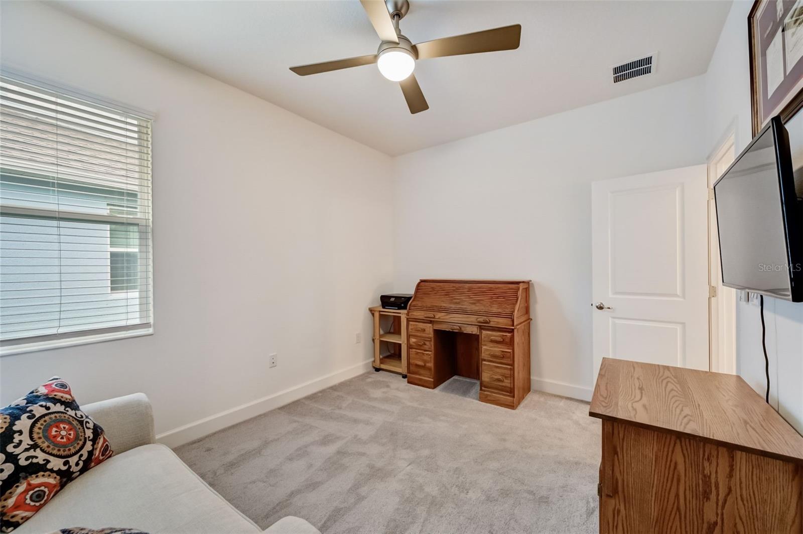 Listing photo id 44 for 5413 Wishing Arch Drive