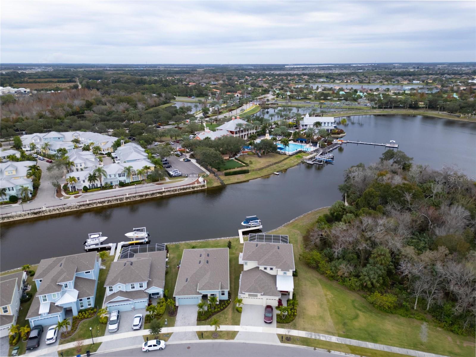 Listing photo id 90 for 5413 Wishing Arch Drive