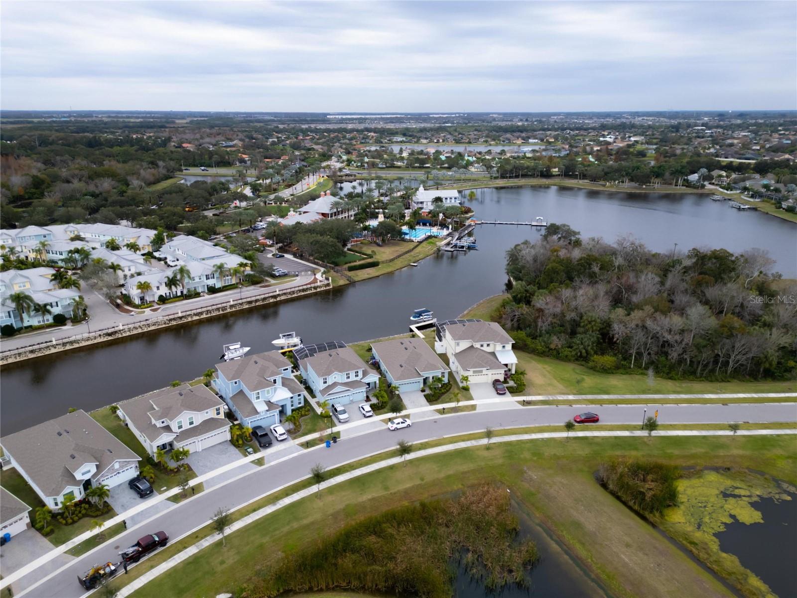 Listing photo id 92 for 5413 Wishing Arch Drive