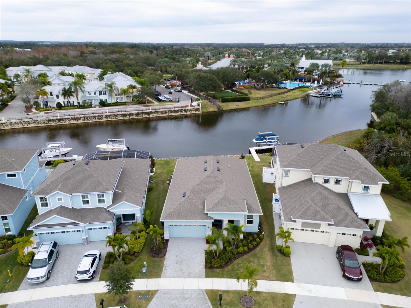 Listing photo id 95 for 5413 Wishing Arch Drive