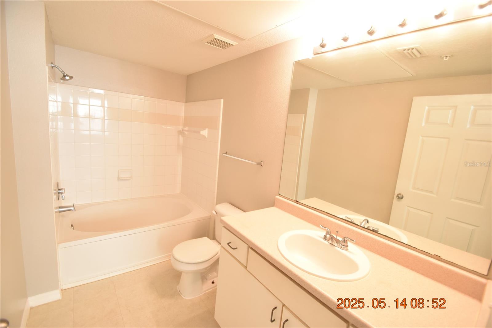 Image 21 of 43 For 1910 Palm Avenue 8302