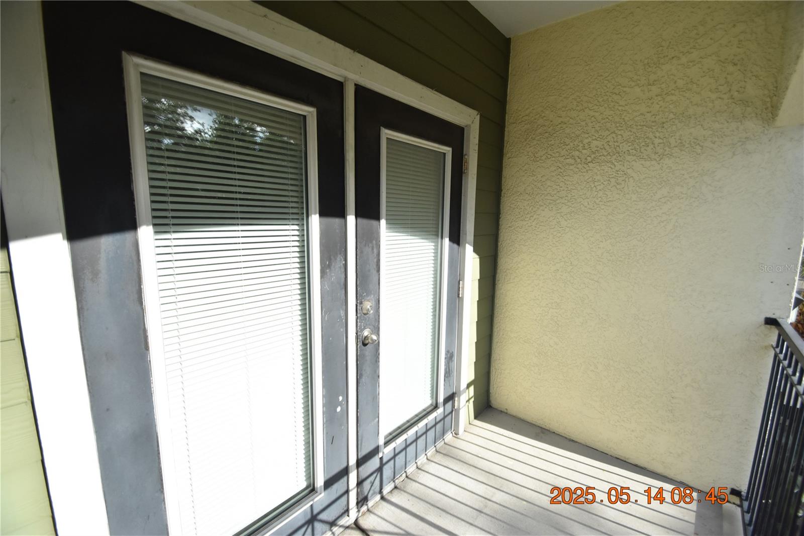 Image 25 of 43 For 1910 Palm Avenue 8302