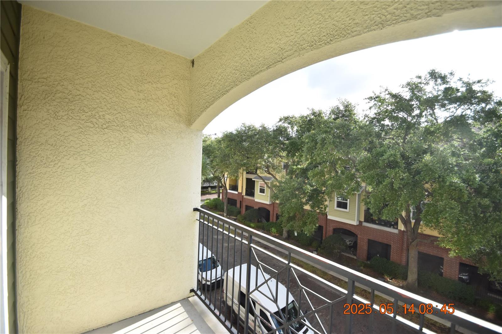 Image 28 of 43 For 1910 Palm Avenue 8302