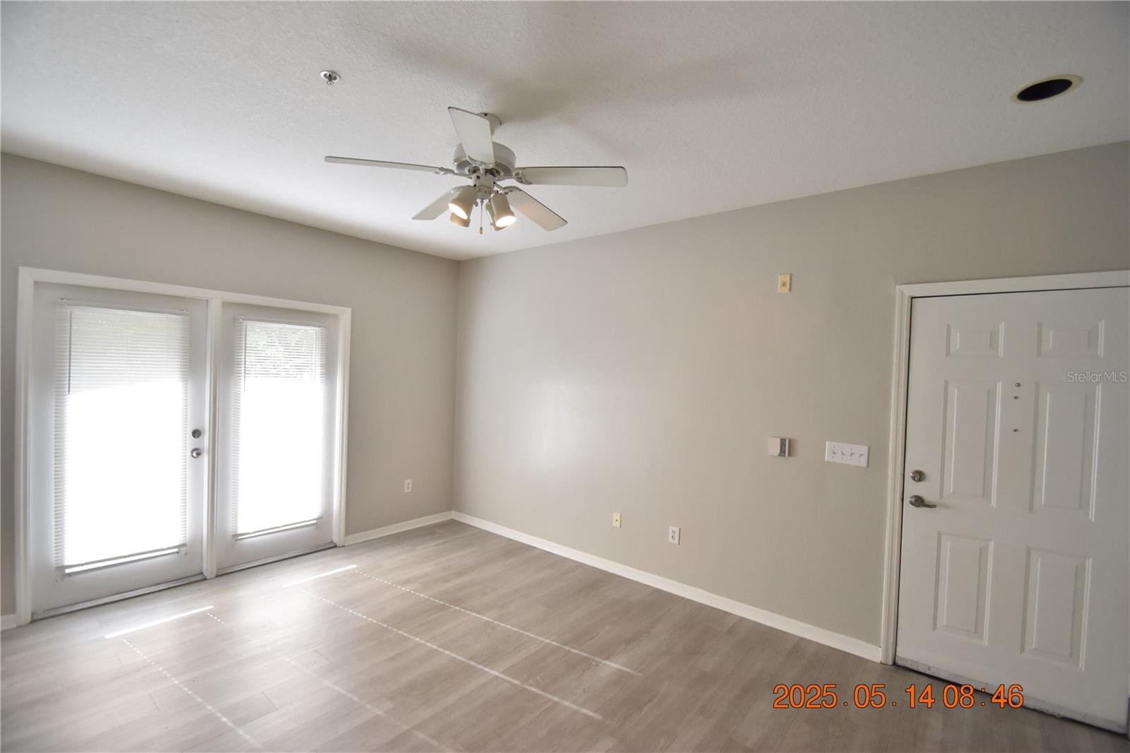Image 3 of 43 For 1910 Palm Avenue 8302
