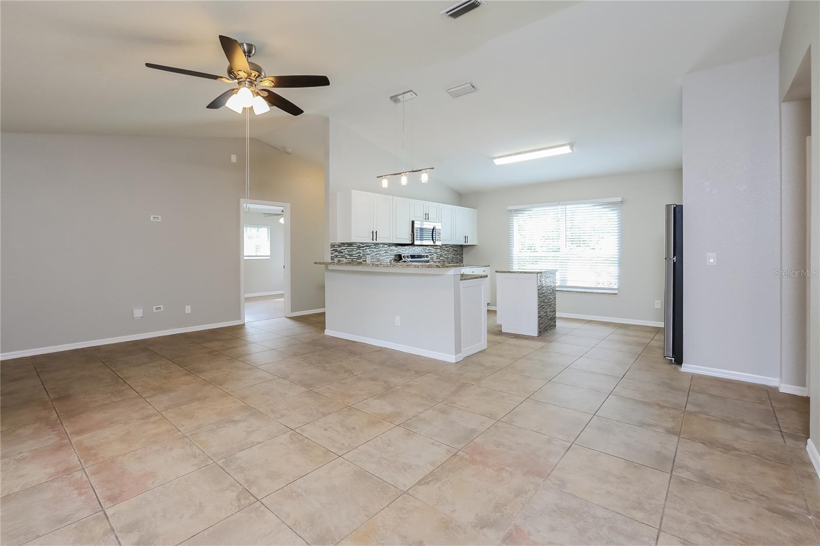 Image 2 of 15 For 2298 Penguin Lane