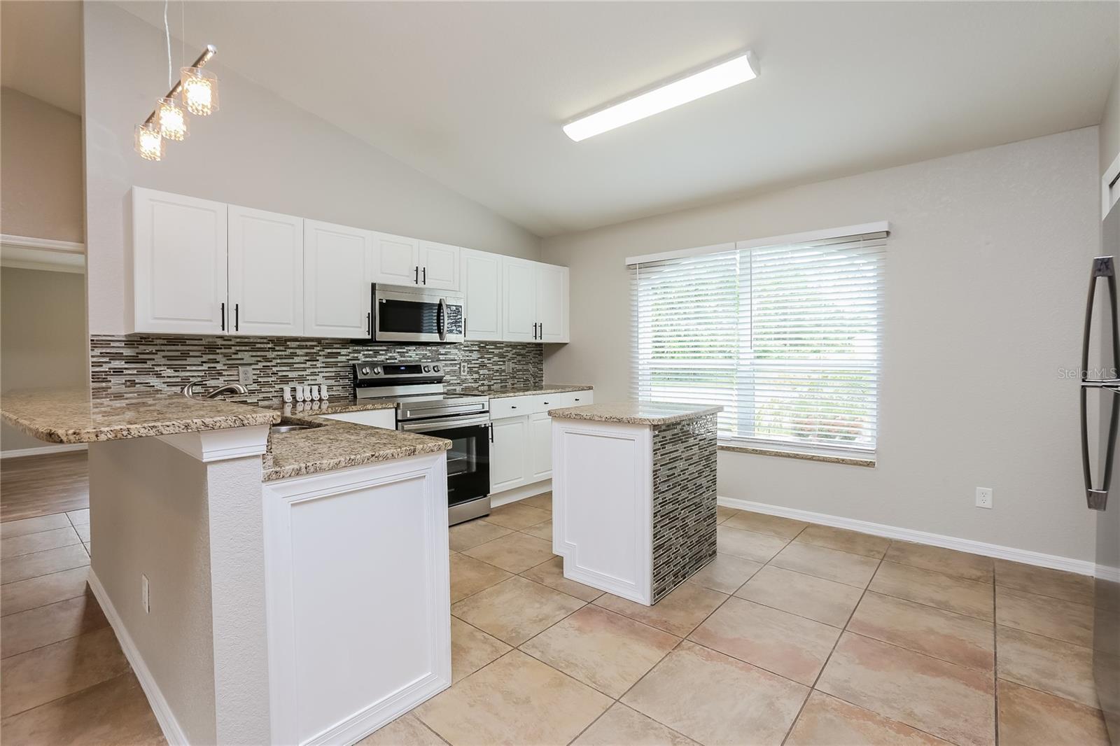 Image 4 of 15 For 2298 Penguin Lane