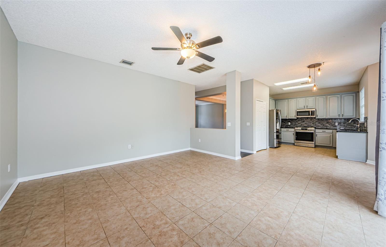 Image 16 of 64 For 1712 Crossvine Court