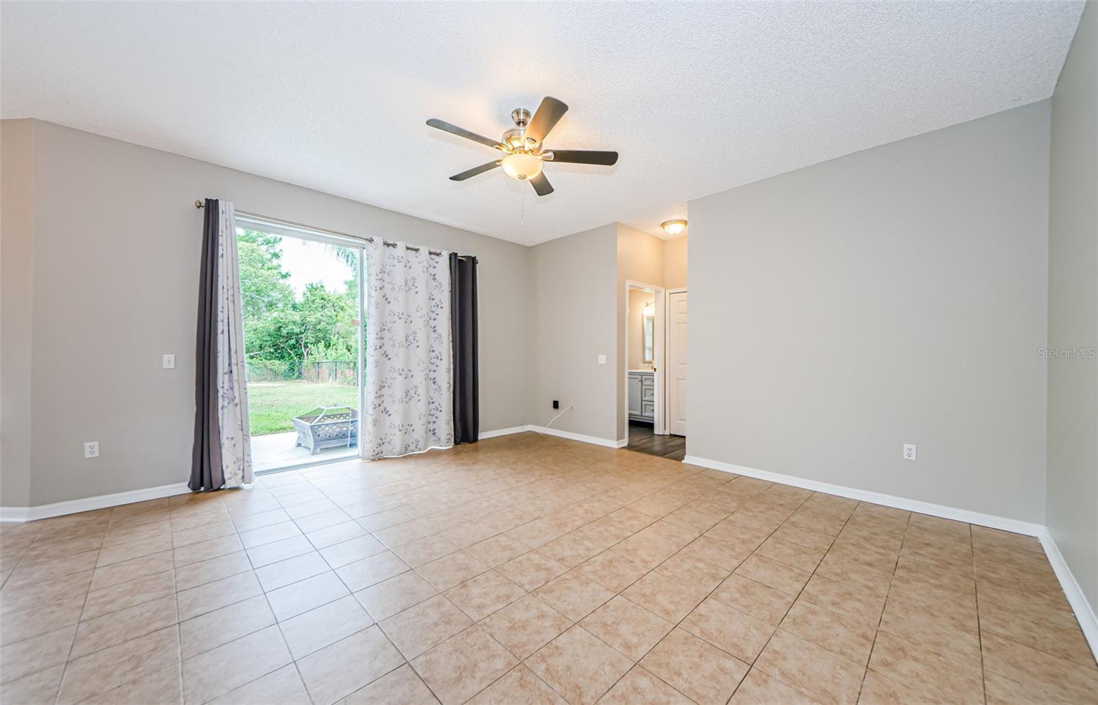 Image 18 of 64 For 1712 Crossvine Court