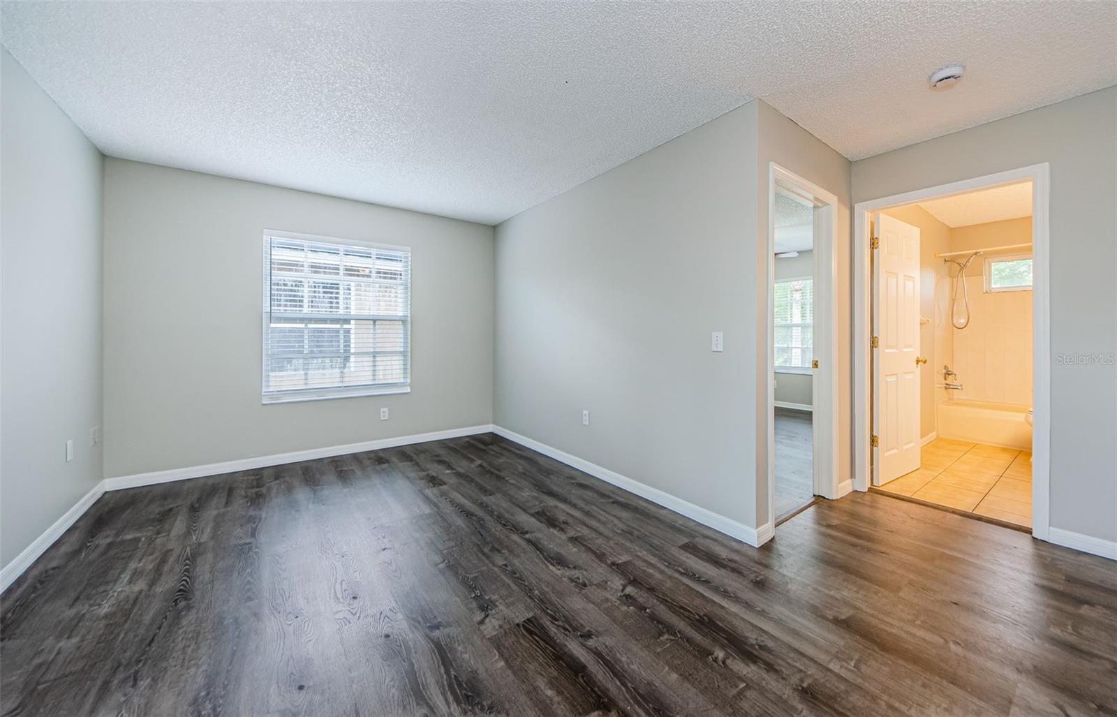 Image 31 of 64 For 1712 Crossvine Court