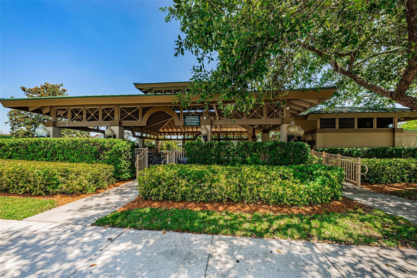 Image 40 of 64 For 1712 Crossvine Court