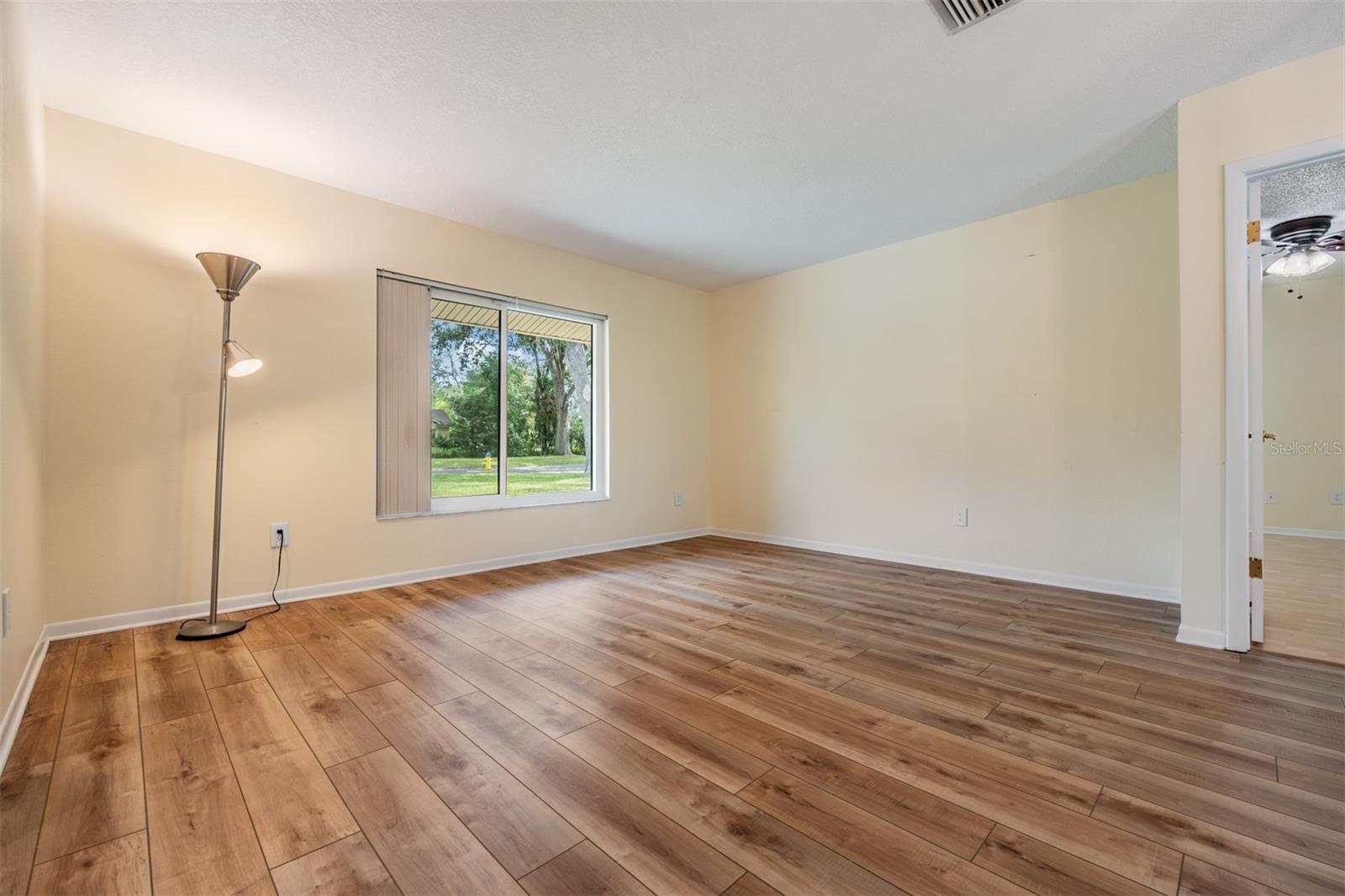 Image 15 of 29 For 3604 Arlington Oaks Court