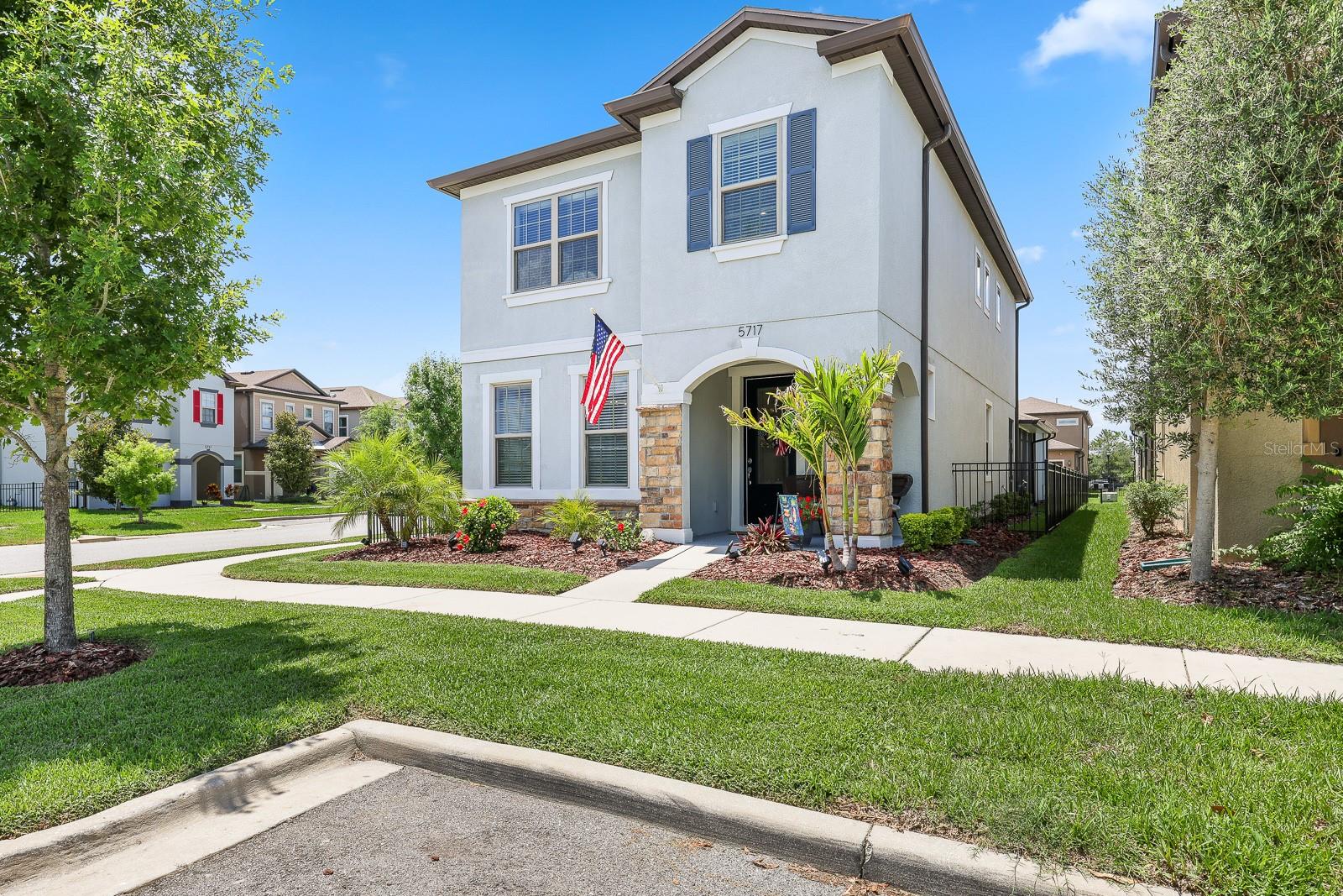 Details for 5717 Village Center Drive, LITHIA, FL 33547