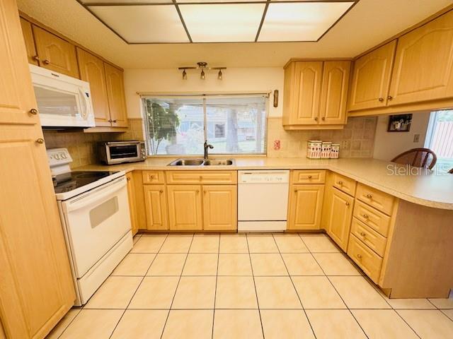 Image 10 of 30 For 3845 Edgemont Drive