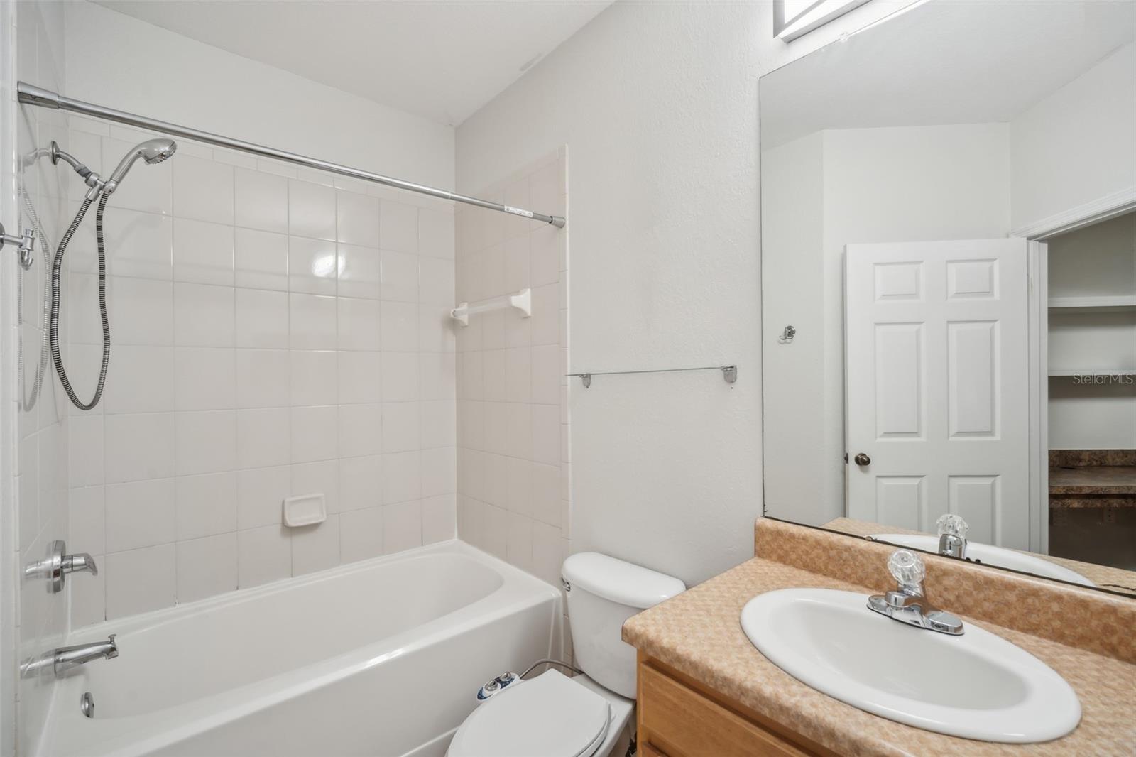 Image 17 of 26 For 10019 Courtney Palms Boulevard 203