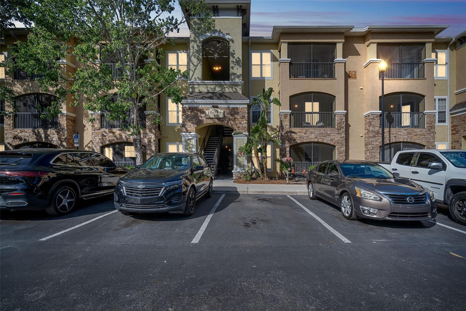 Image 3 of 26 For 10019 Courtney Palms Boulevard 203