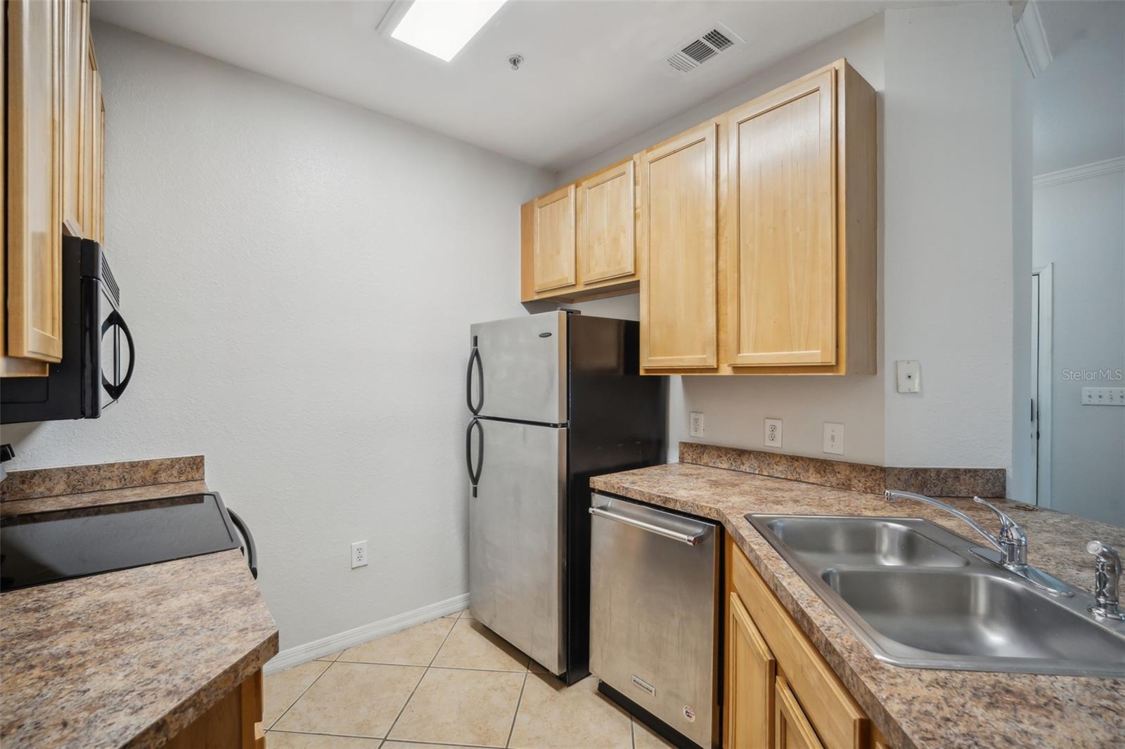Image 7 of 26 For 10019 Courtney Palms Boulevard 203