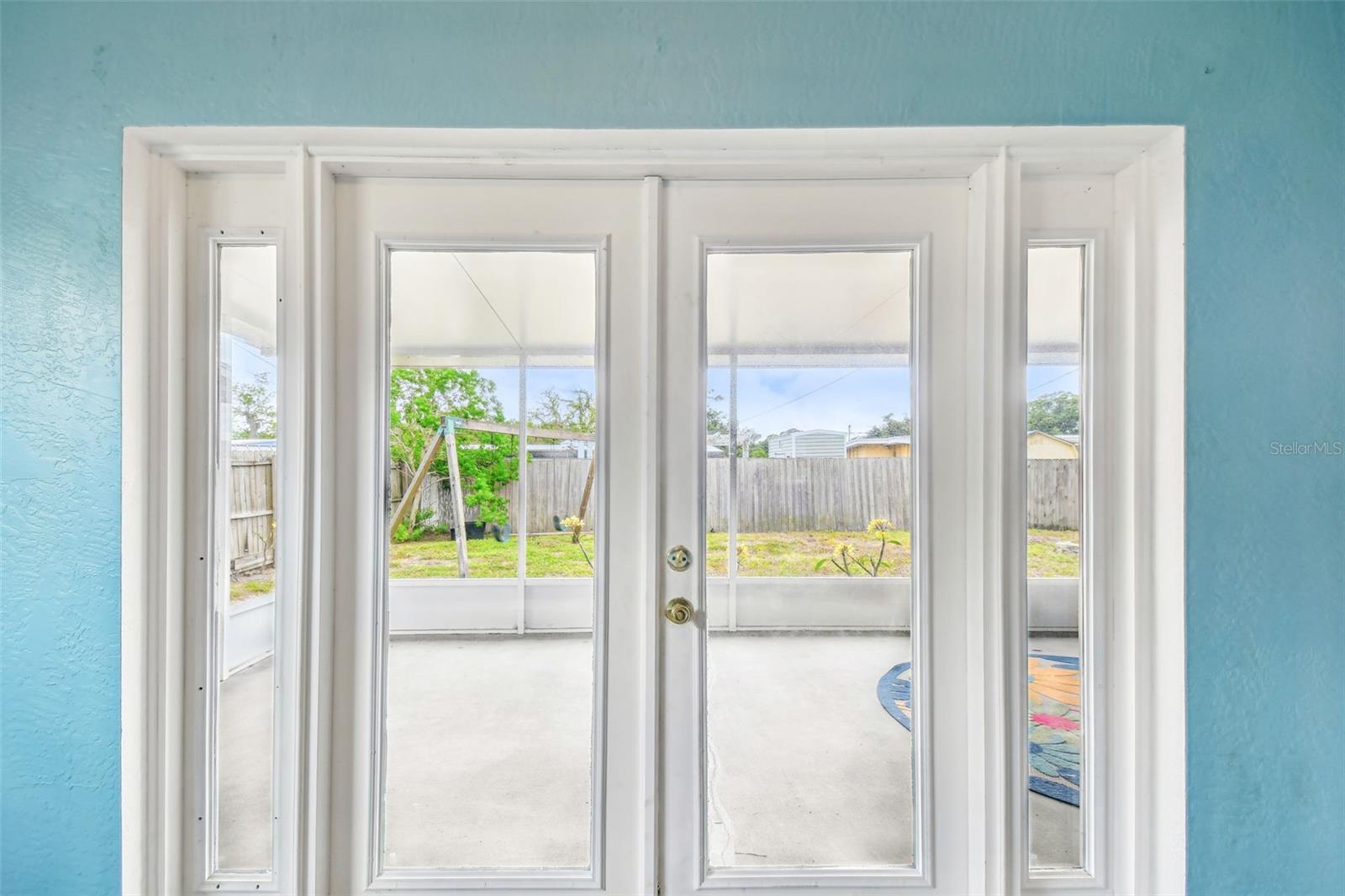 Image 12 of 40 For 8528 Iris Ave