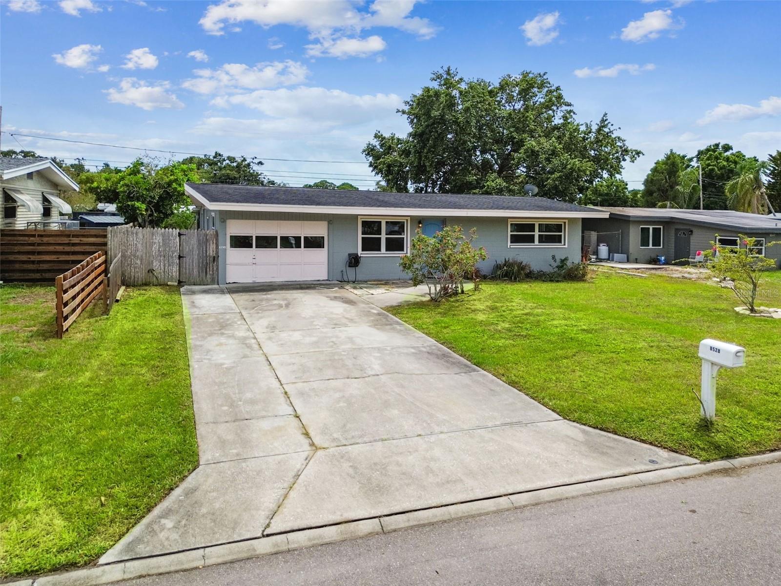 Image 34 of 40 For 8528 Iris Ave