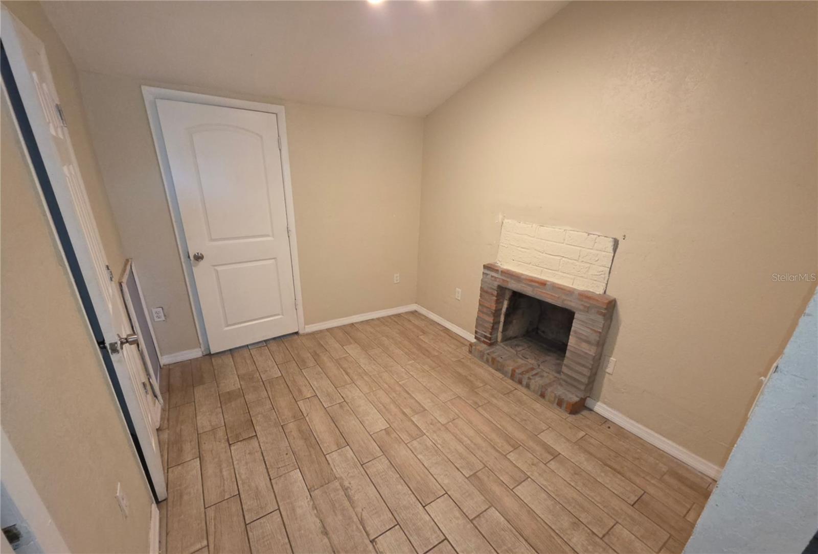 Image 12 of 15 For 4607 35th Street