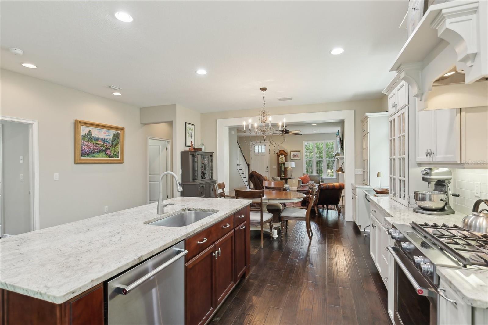 Image 17 of 75 For 1014 7th Street N