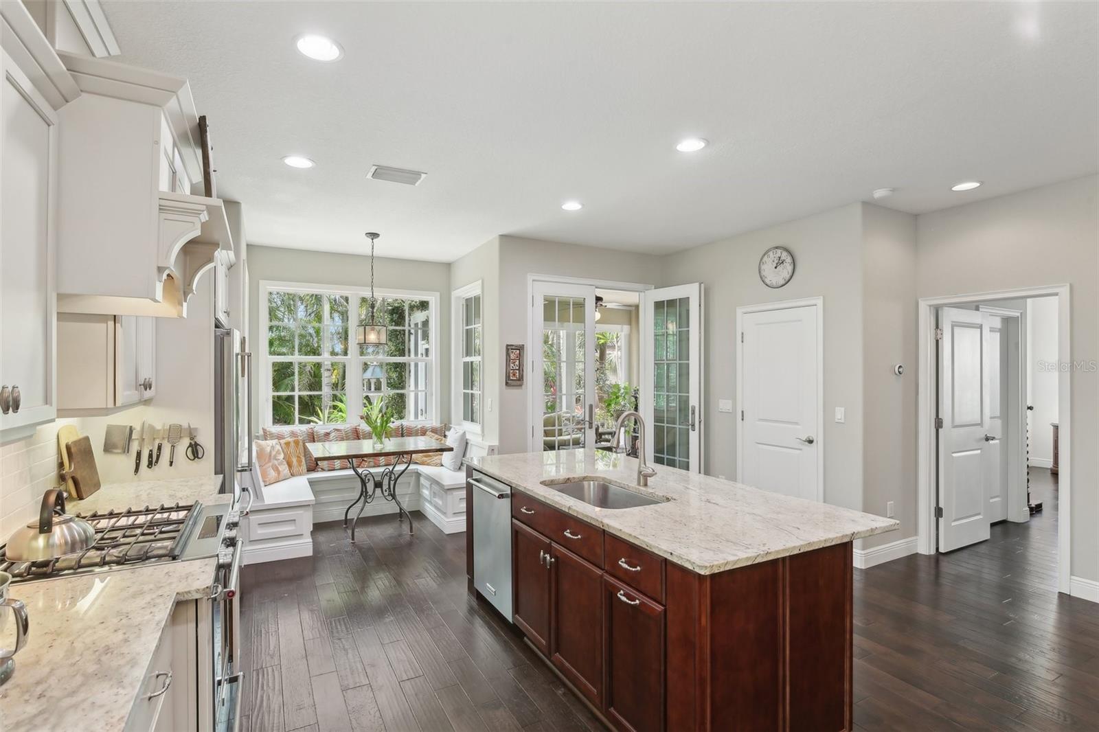 Image 18 of 75 For 1014 7th Street N