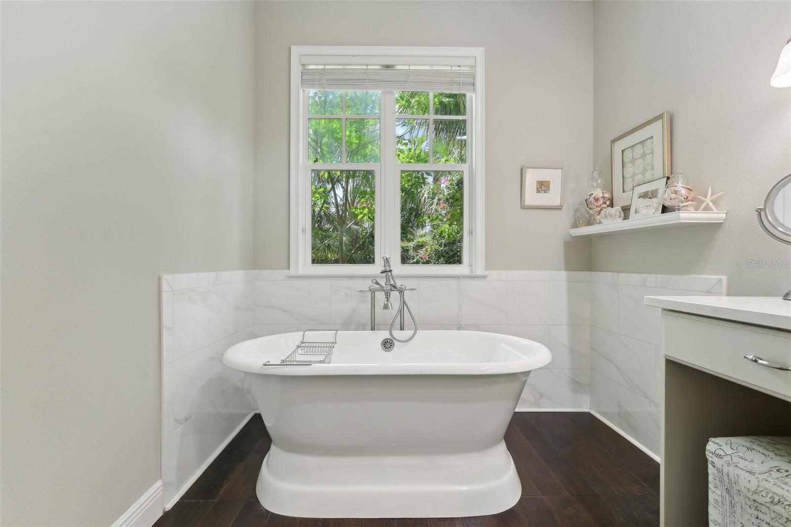 Image 35 of 75 For 1014 7th Street N