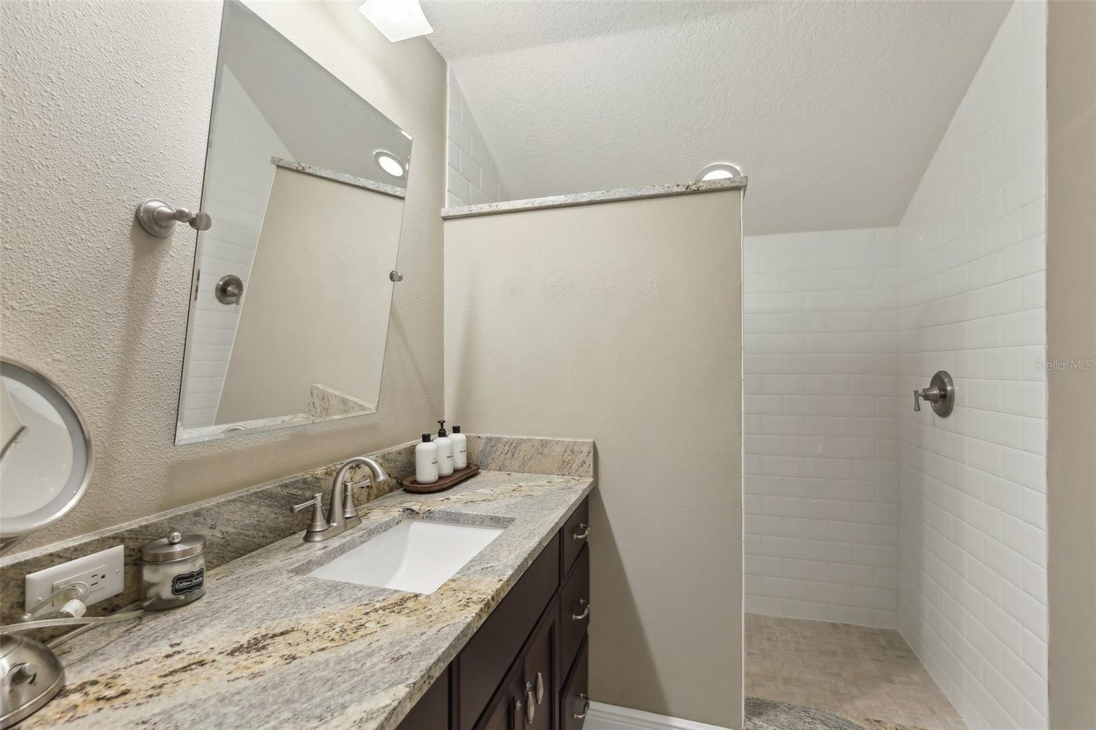 Image 46 of 75 For 1014 7th Street N