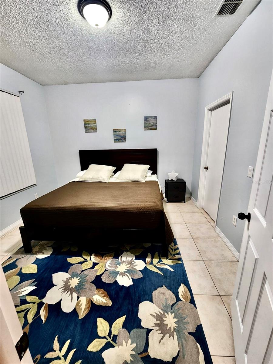 Image 4 of 14 For 13140 Summerton Drive