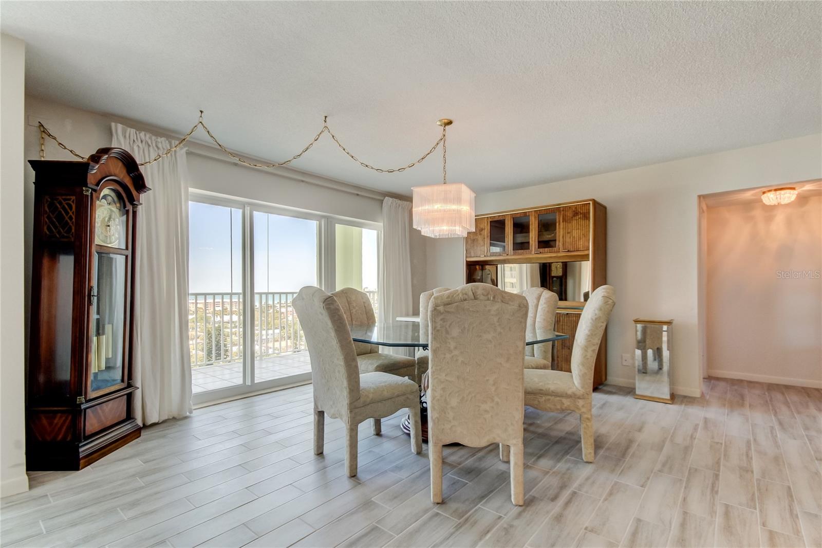 Image 15 of 40 For 420 64th Avenue 1206e