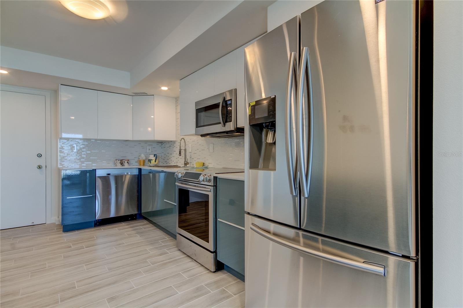 Image 24 of 40 For 420 64th Avenue 1206e