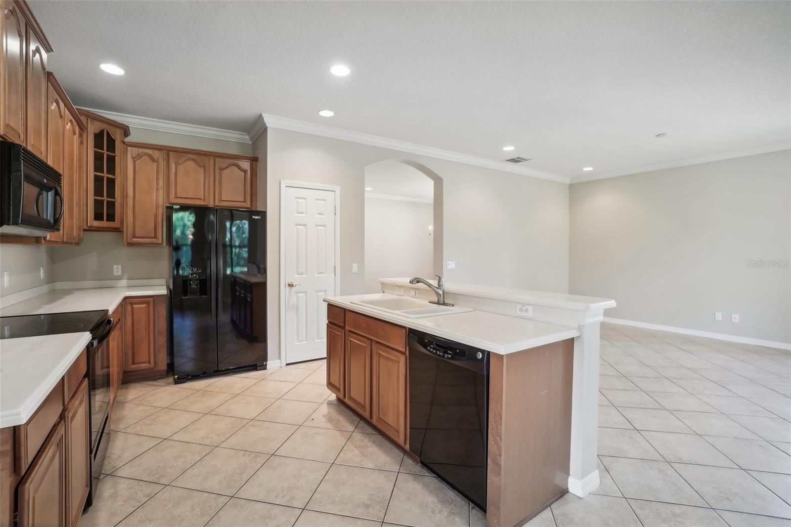 Image 10 of 29 For 127 Silver Falls Drive