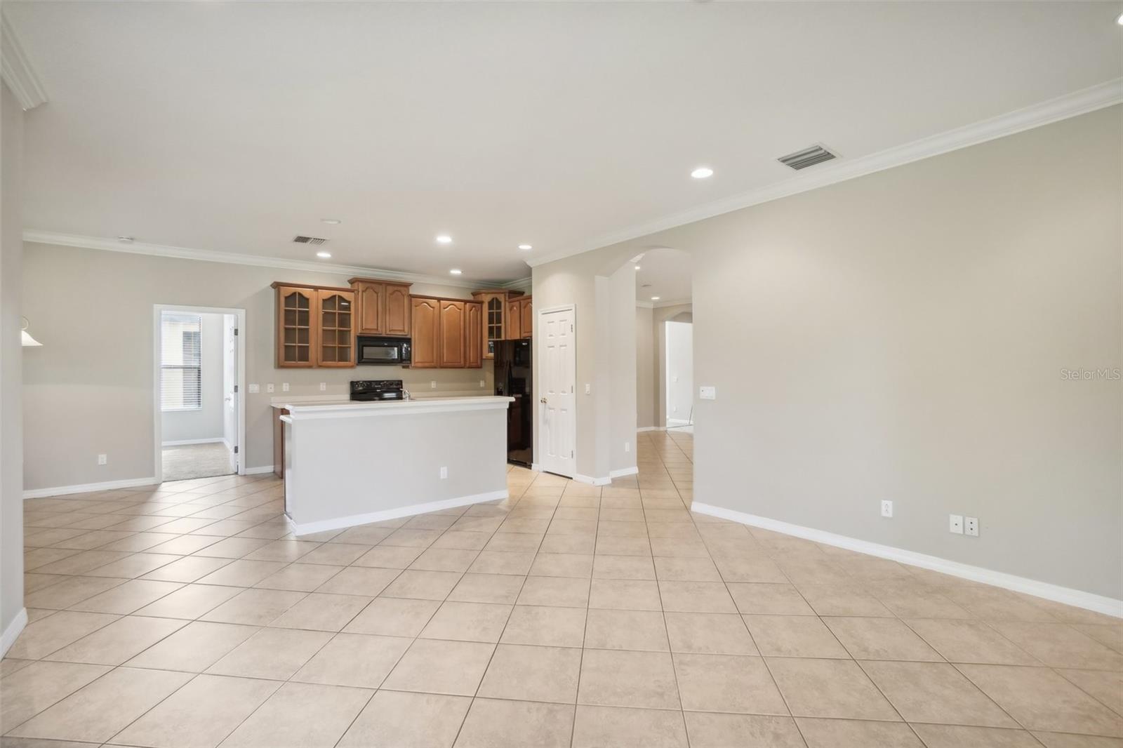 Image 8 of 29 For 127 Silver Falls Drive
