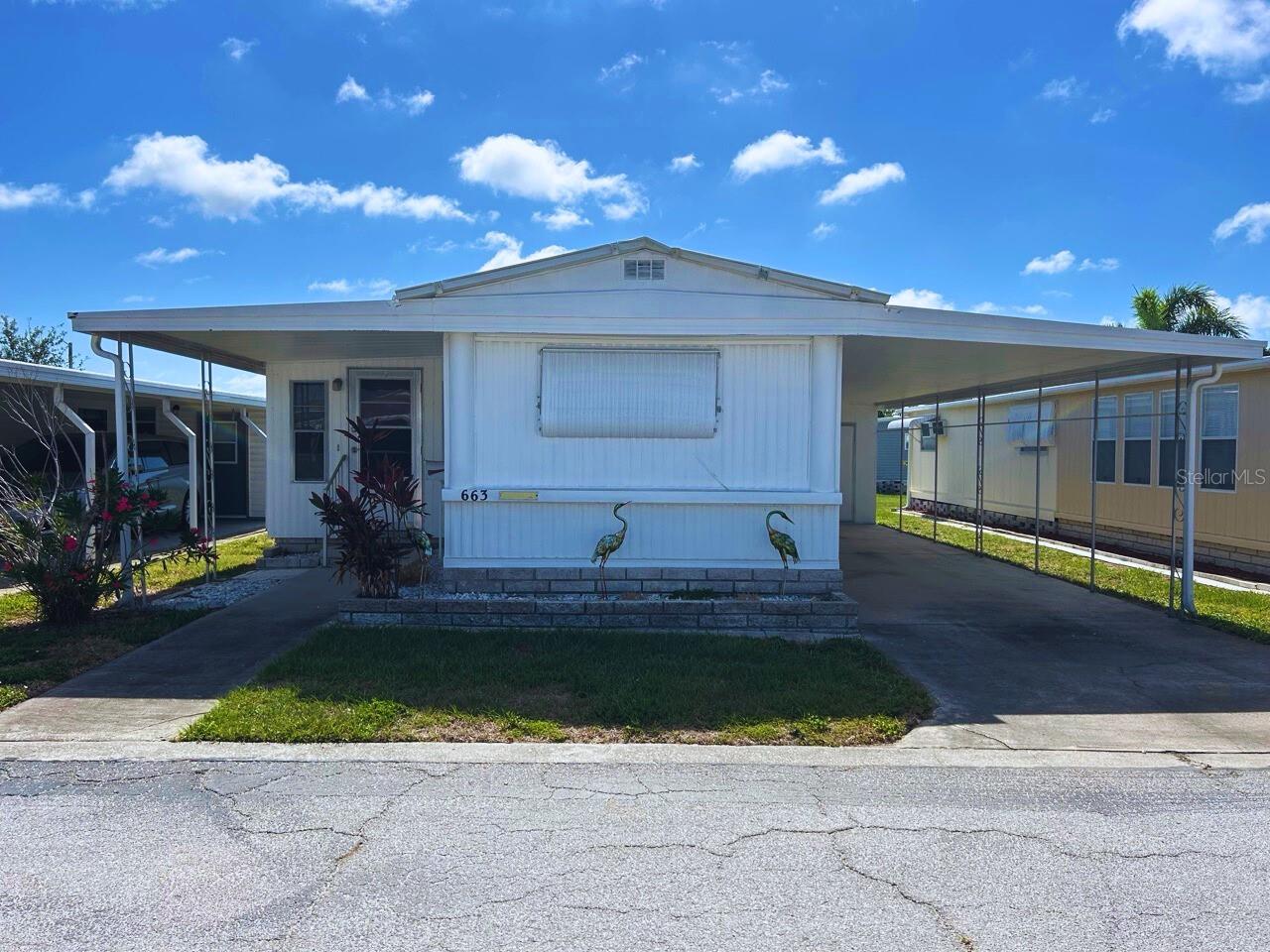 Listing photo id 19 for 663 54th Way S 146