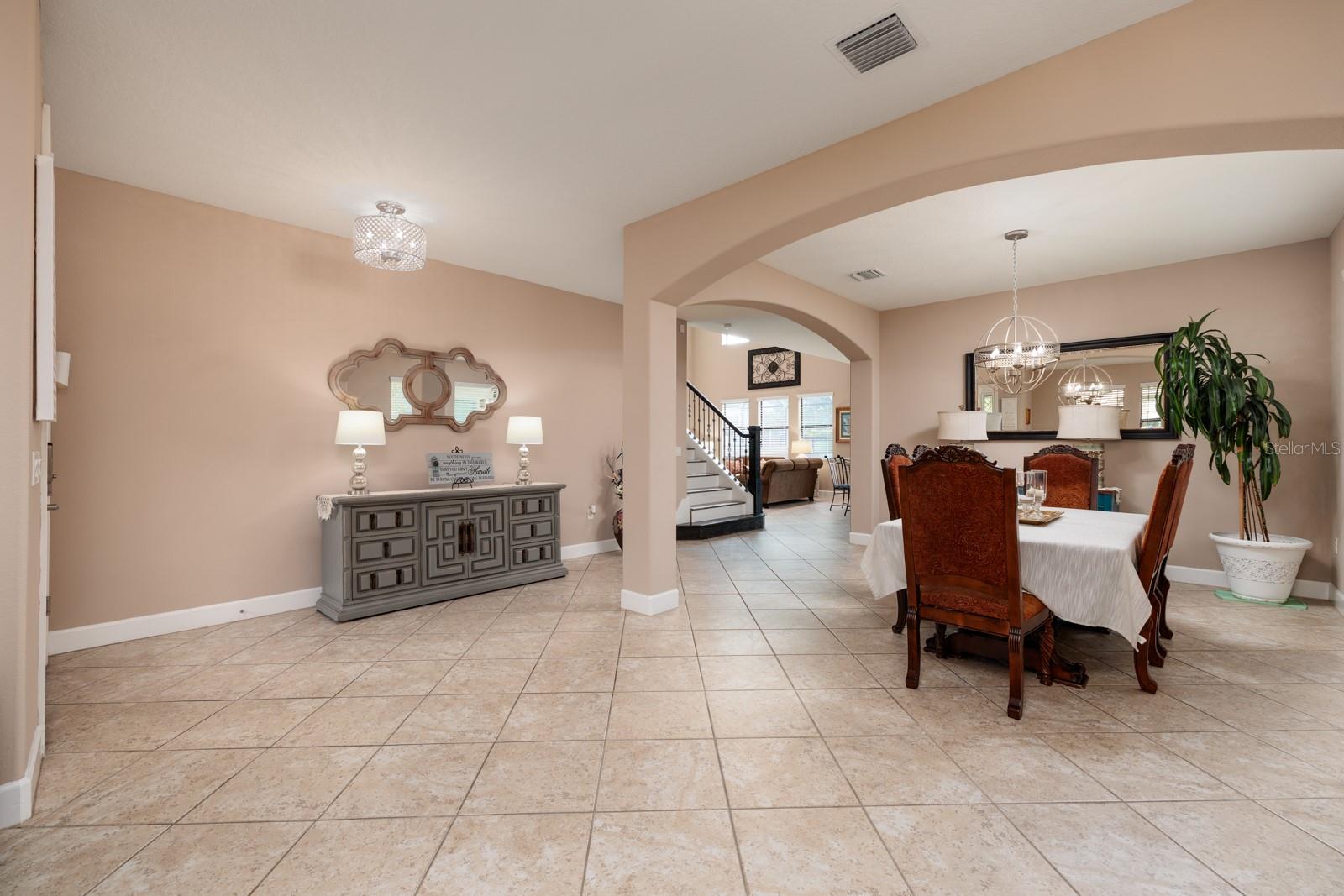 Listing photo id 8 for 4611 Grand Preserve Place