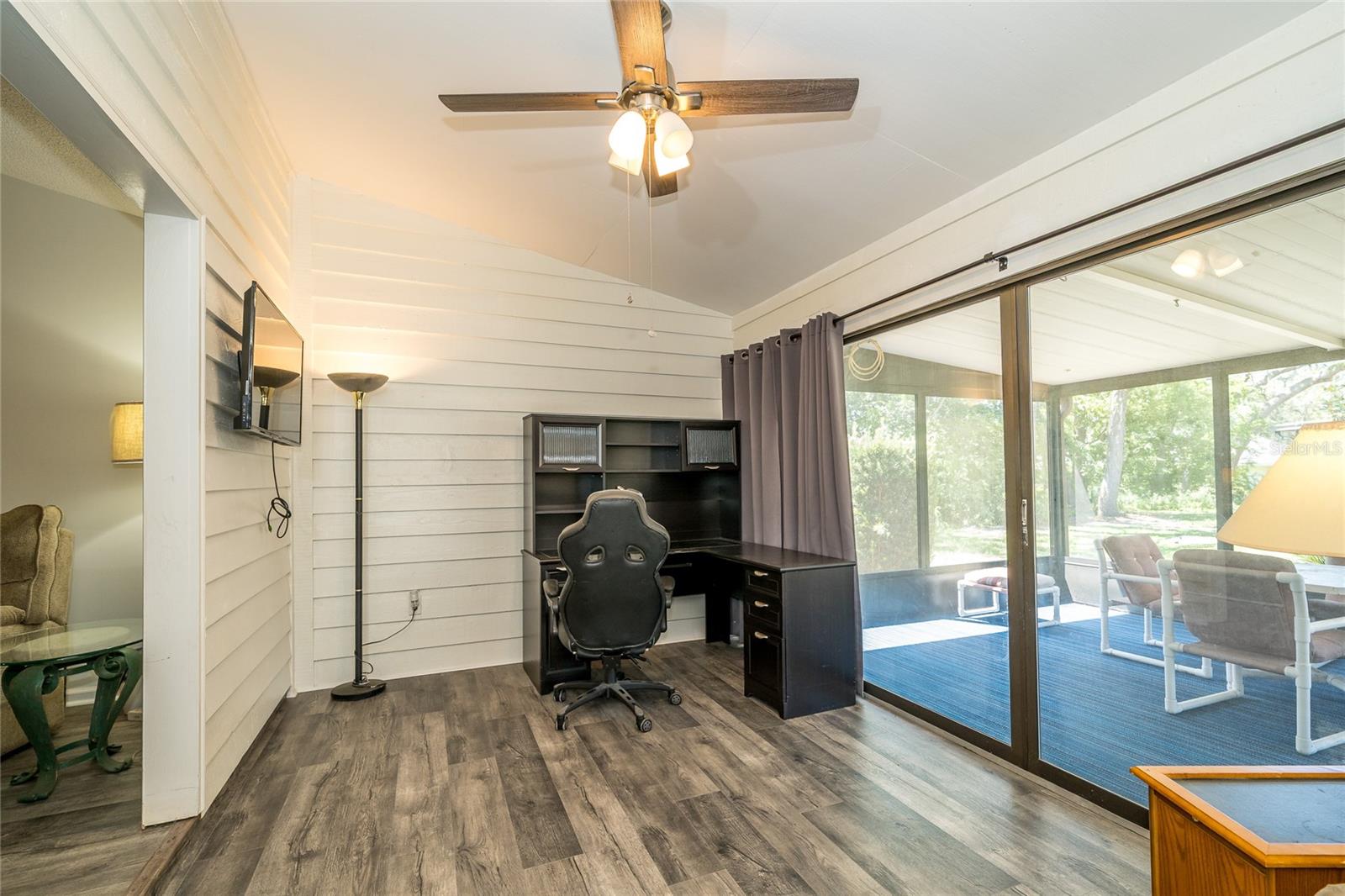Image 13 of 28 For 35145 Whispering Oaks Boulevard