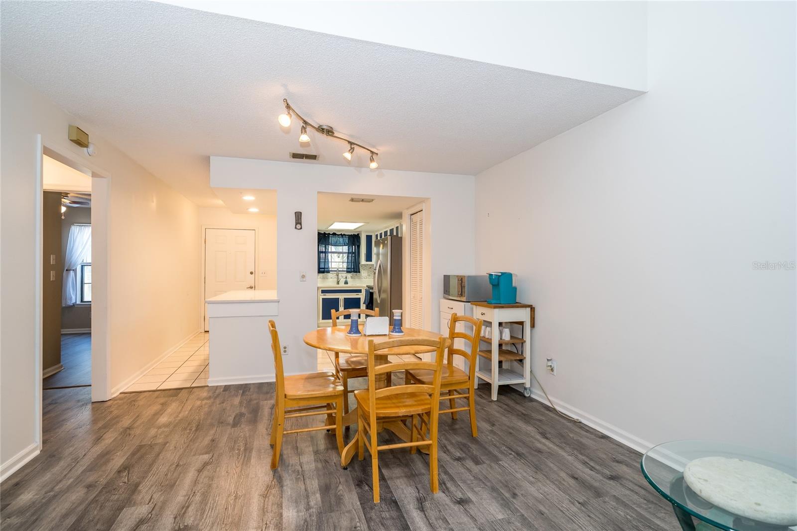 Image 6 of 28 For 35145 Whispering Oaks Boulevard