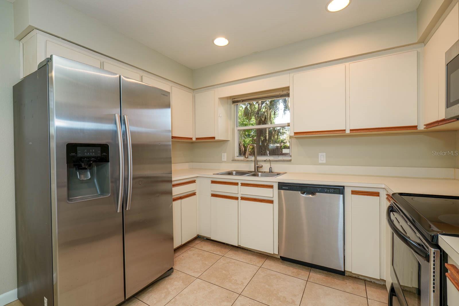 Image 10 of 55 For 748 Sagewood Drive