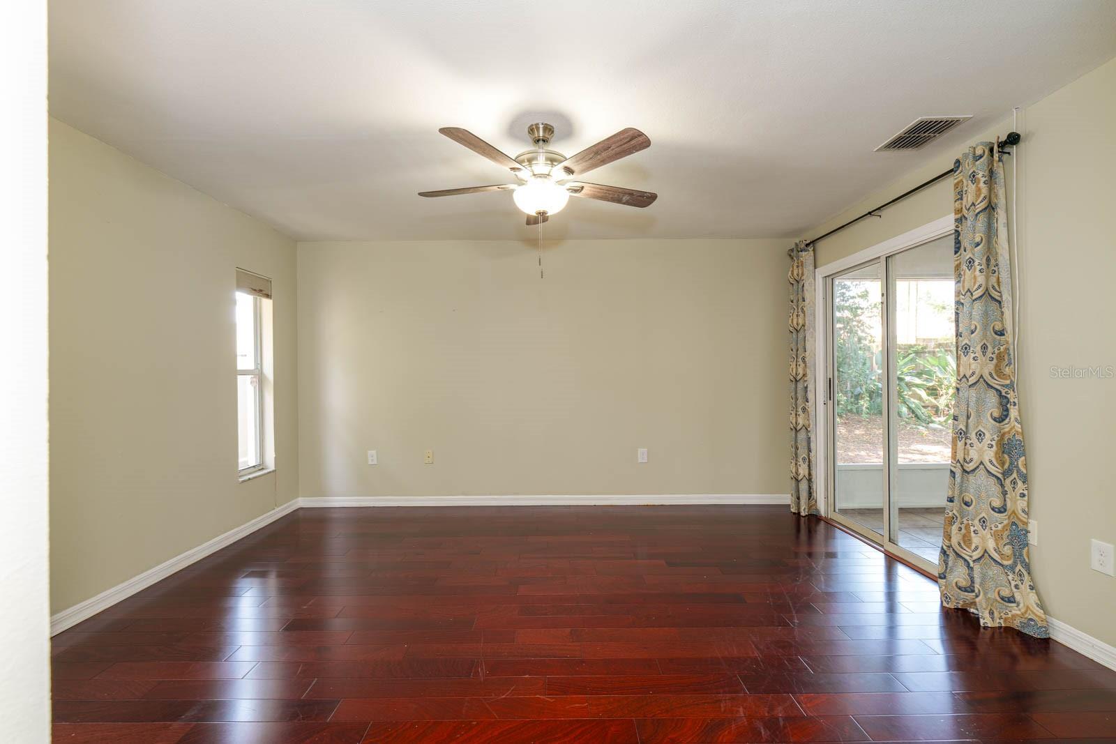 Image 13 of 55 For 748 Sagewood Drive