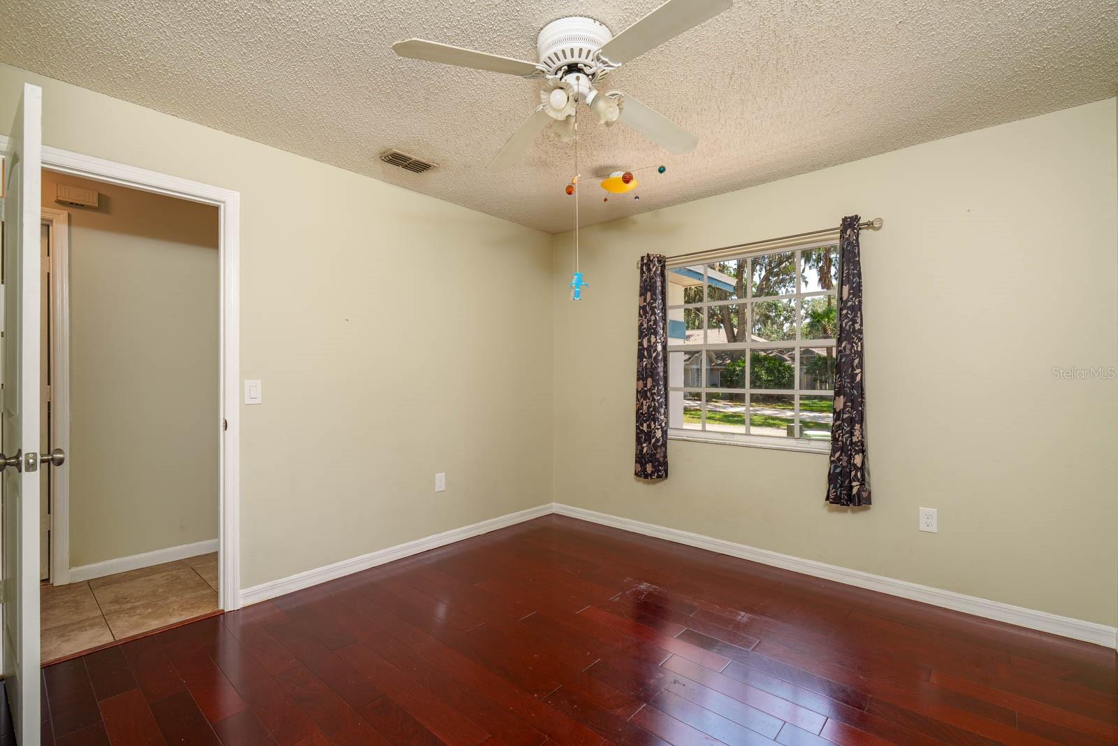 Image 22 of 55 For 748 Sagewood Drive