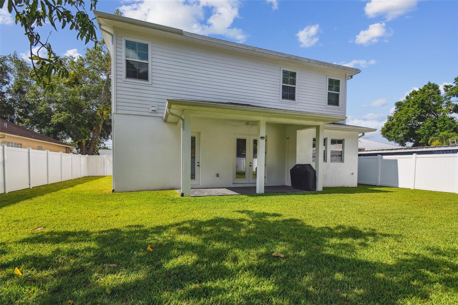 Image 6 of 44 For 807 Kentucky Avenue