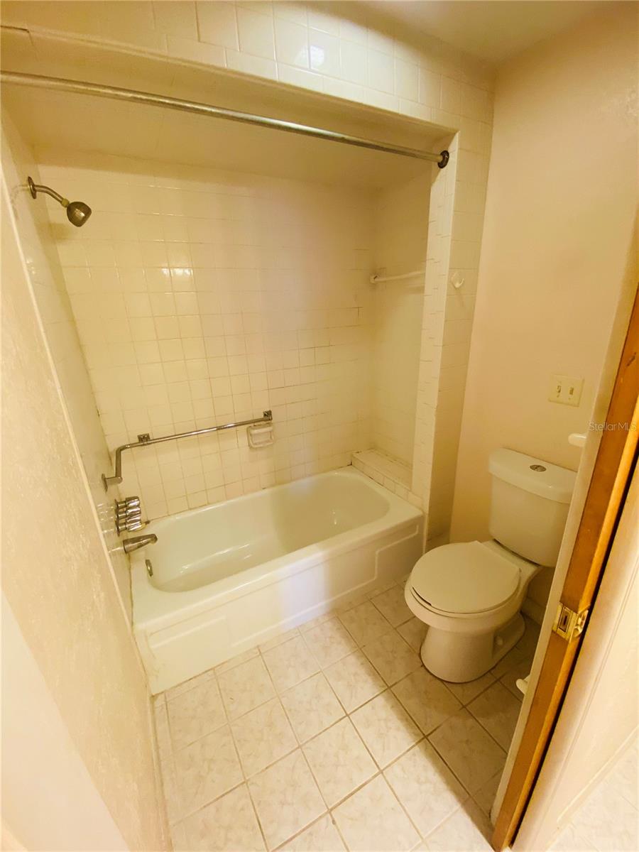 Image 15 of 24 For 4351 Tahitian Gardens Circle H