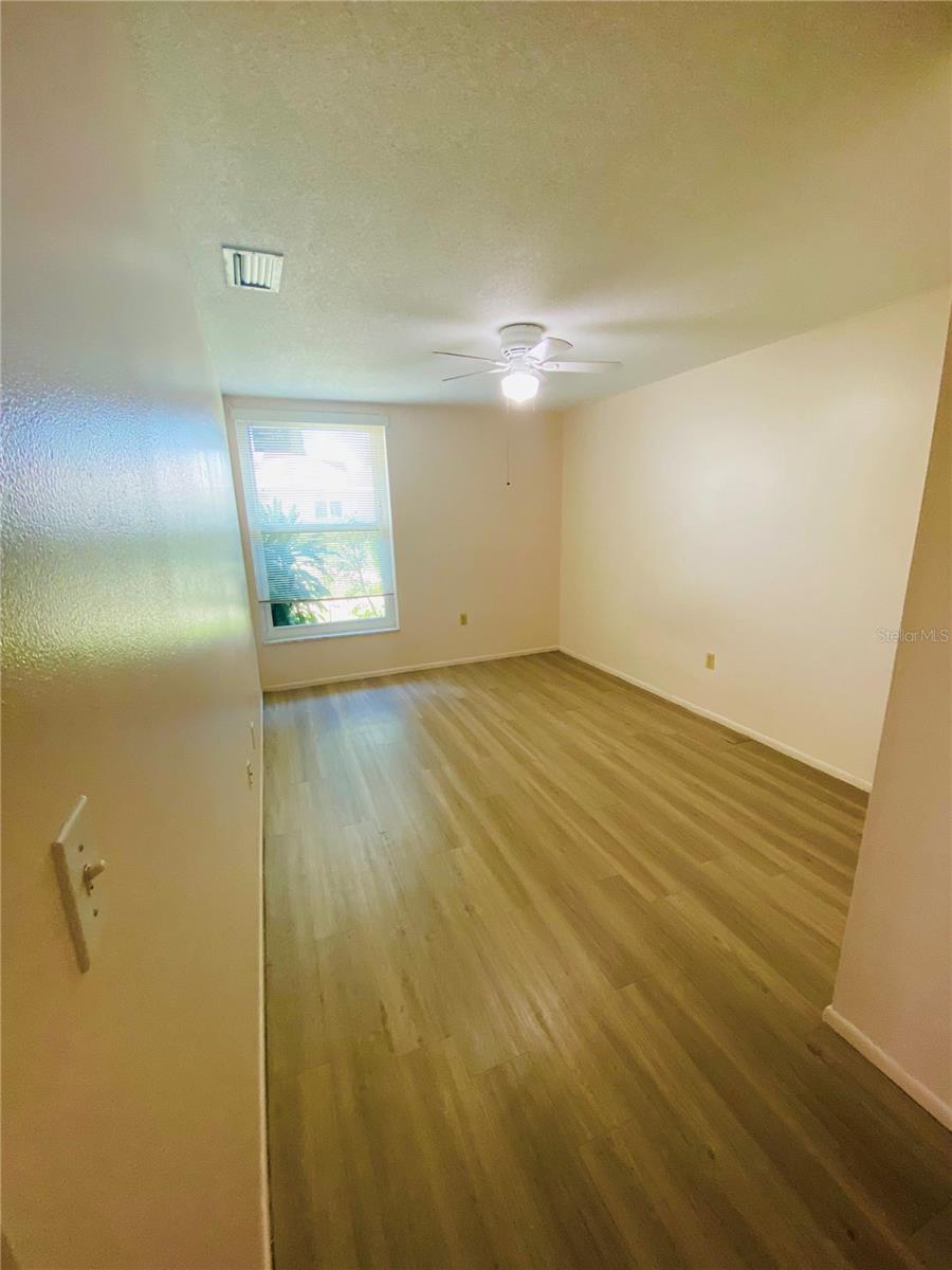 Image 18 of 24 For 4351 Tahitian Gardens Circle H
