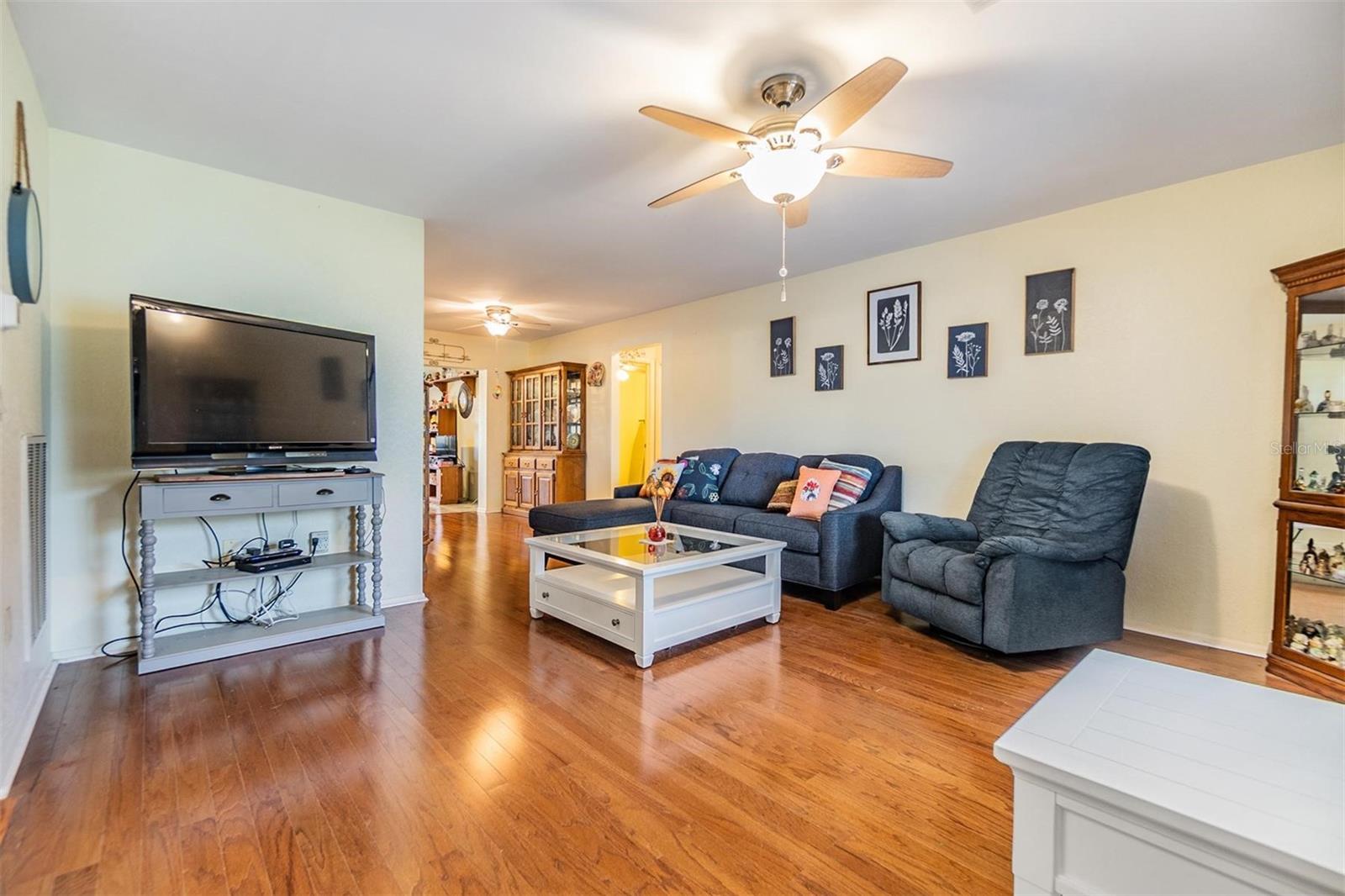 Image 3 of 38 For 2308 Rio Circle