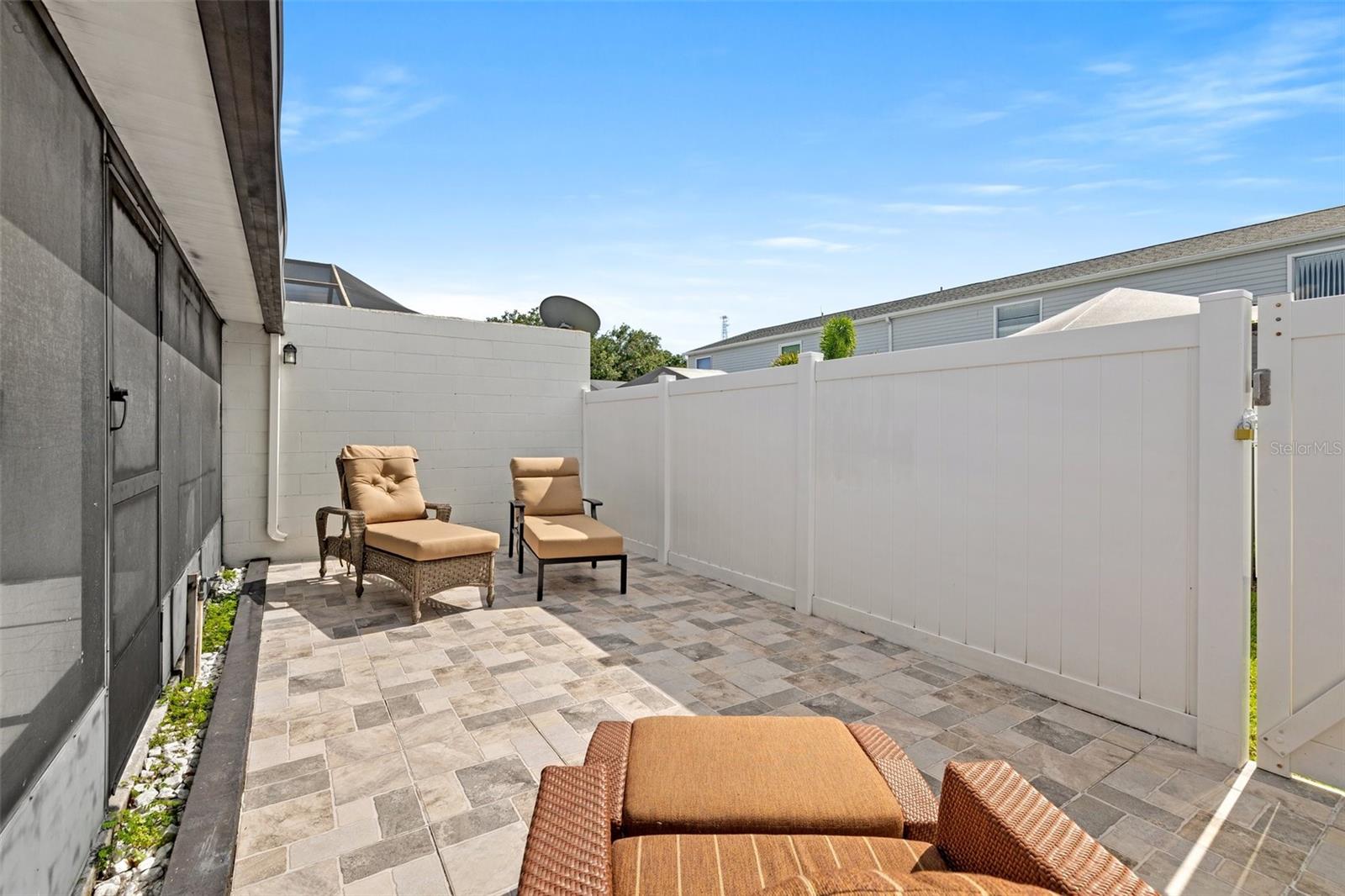Image 21 of 28 For 11811 Cypress Crest Circle