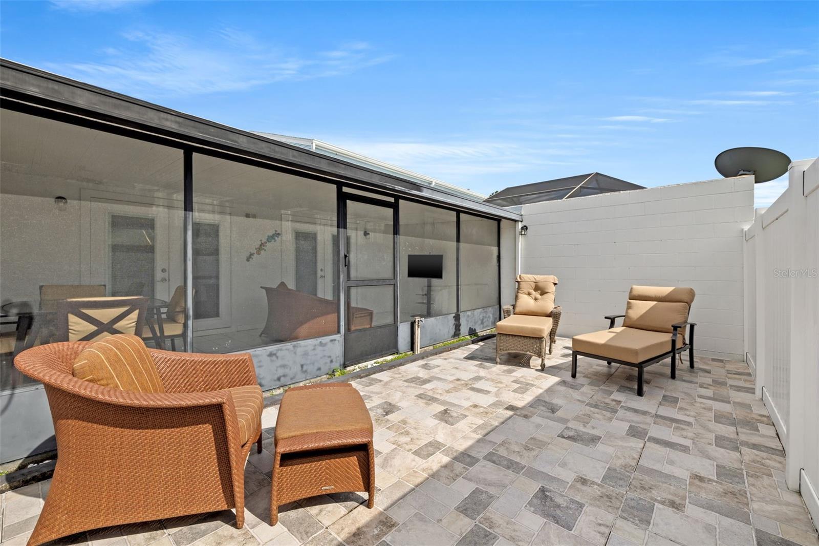 Image 23 of 28 For 11811 Cypress Crest Circle