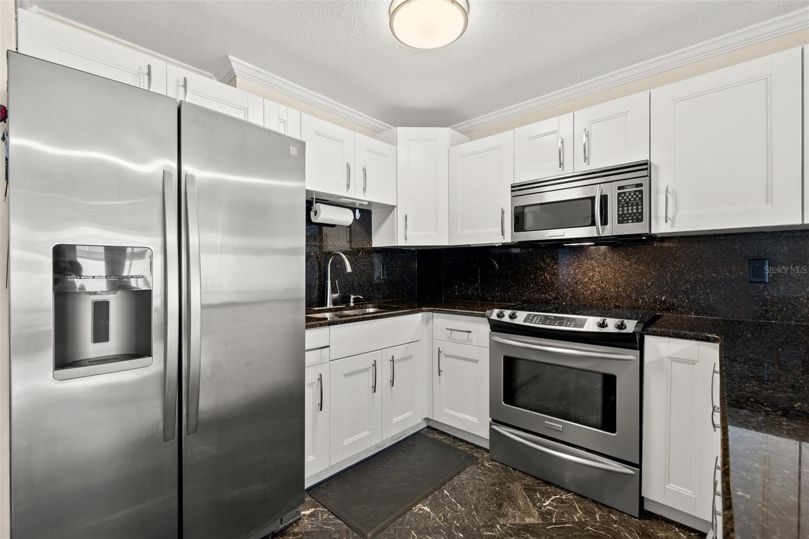 Image 7 of 28 For 11811 Cypress Crest Circle
